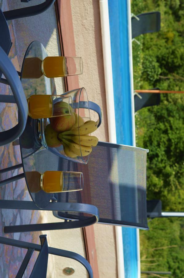 Villa Bubalo Омиш Экстерьер фото
